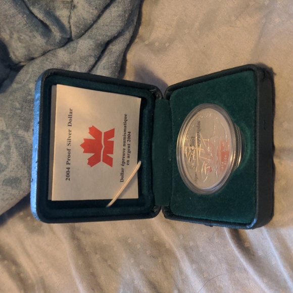 2004 Proof Silver Dollar Canada Dollar 1604 2004 - Picture 14 of 14